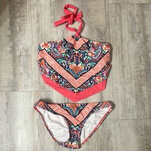 VENUS Colorful Patterned Halter Bikini Set